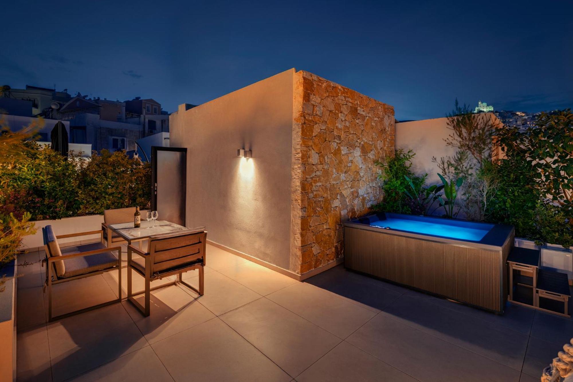 Ninemian Suites Syros Ermupoli Zewnętrze zdjęcie